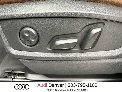 Used 2019 Audi Q5 2.0T Premium w/ Convenience Package AWD/4WD image 12