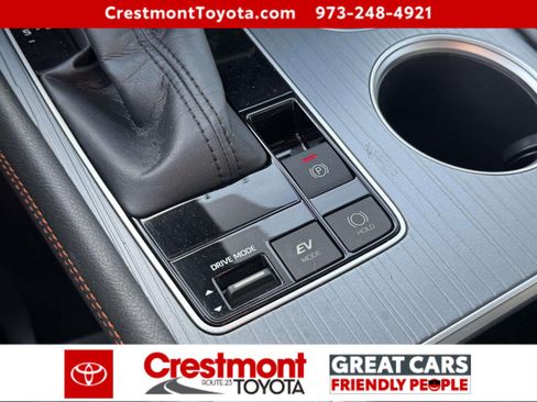 Certified 2021 Toyota Sienna XSE w/ XSE Plus Package FWD image 31