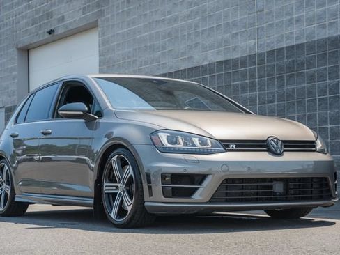Used 2017 Volkswagen Golf R 4-Door AWD/4WD image 2