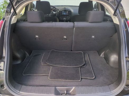 Used 2015 Nissan Juke S AWD/4WD image 24