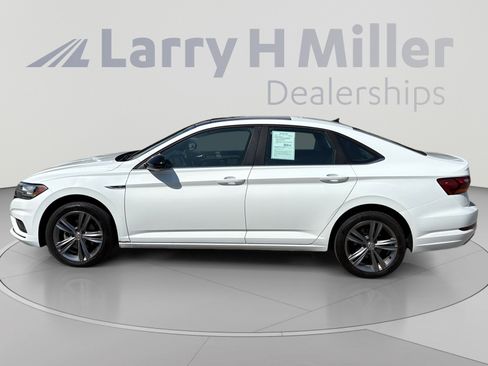 Used 2019 Volkswagen Jetta R-Line FWD image 2