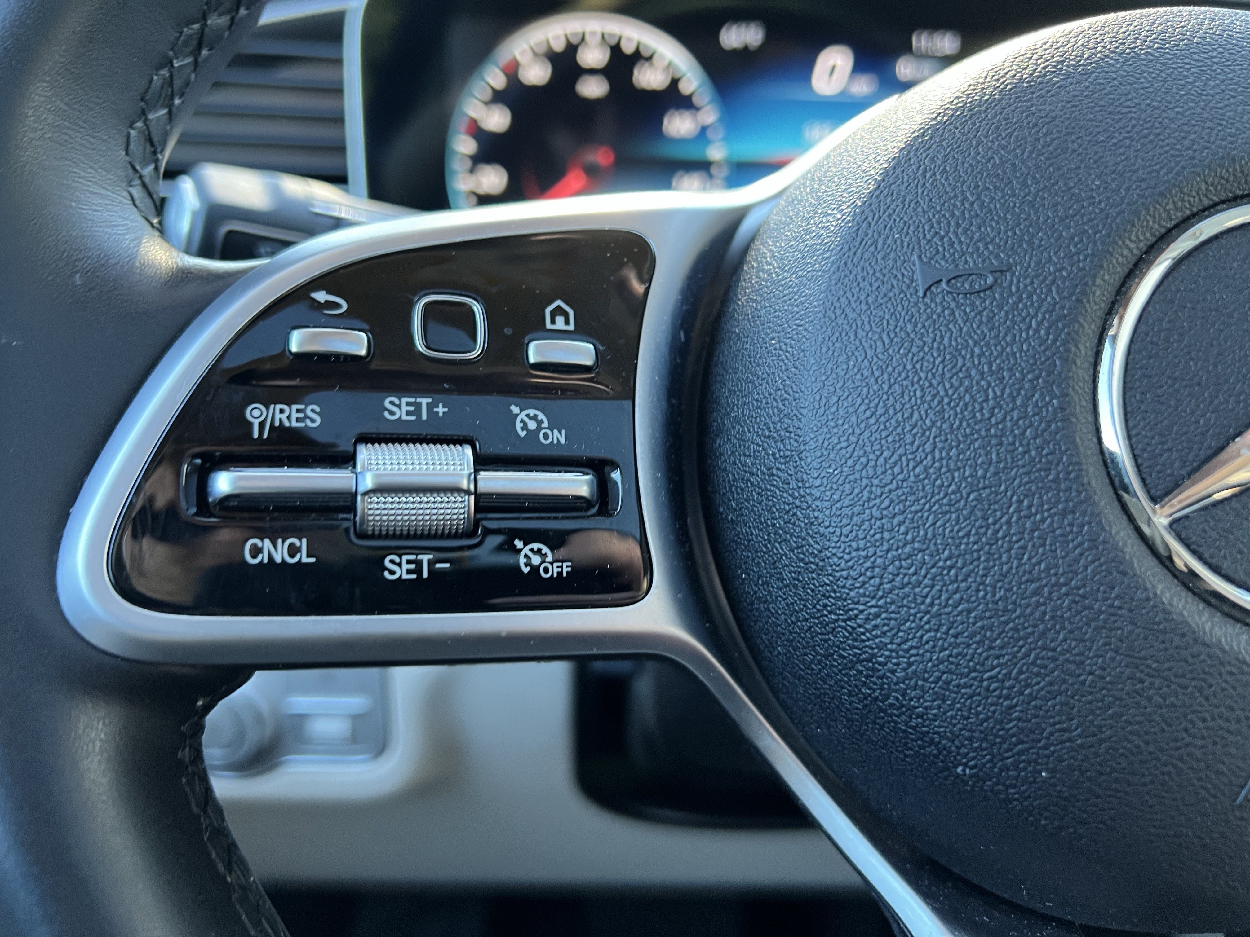 Used 2022 Mercedes-Benz GLE 350 4MATIC image 19