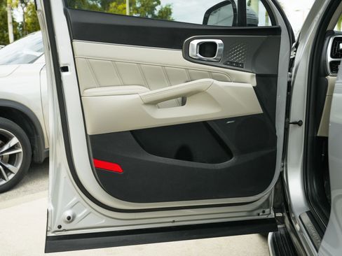 Used 2023 Kia Sorento SX Prestige image 32