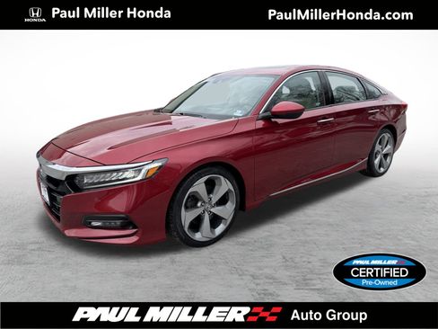 Used 2018 Honda Accord Touring image 1
