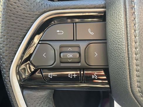 Used 2024 Toyota Tundra Limited image 11