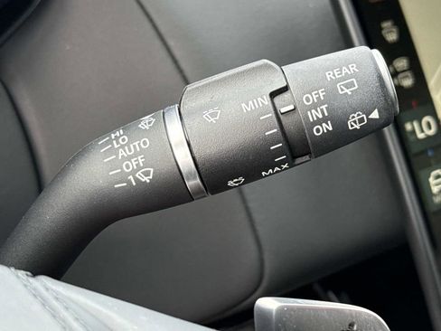 Used 2024 Land Rover Range Rover Sport Dynamic SE AWD/4WD image 21