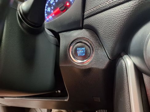 Used 2021 Toyota RAV4 XLE Premium FWD image 17