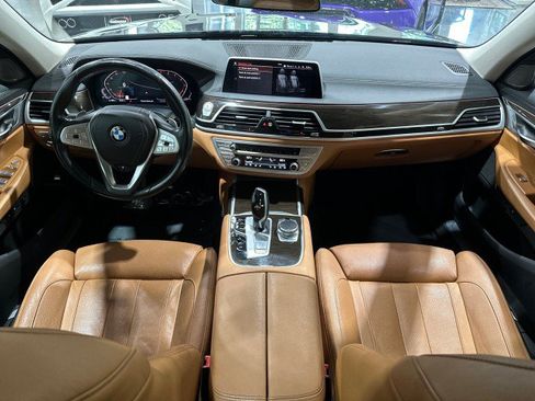 Used 2020 BMW 740i xDrive w/ Cold Weather Package AWD/4WD image 58