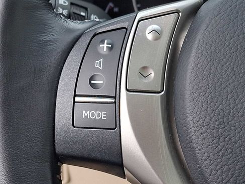 Used 2015 Lexus ES 350 w/ Premium Package image 18