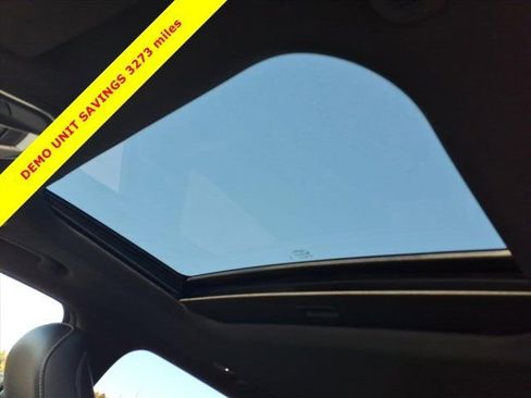 New 2025 Jeep Grand Cherokee Altitude image 16