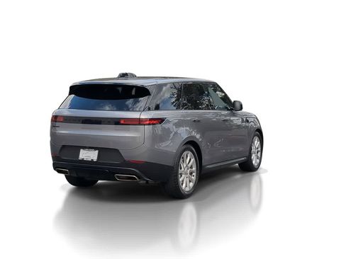 Used 2025 Land Rover Range Rover Sport SE image 8