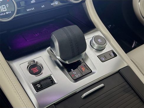 Used 2025 Jaguar F-PACE R-Dynamic S image 17