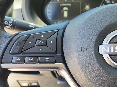 Used 2024 Nissan Kicks SV FWD image 20