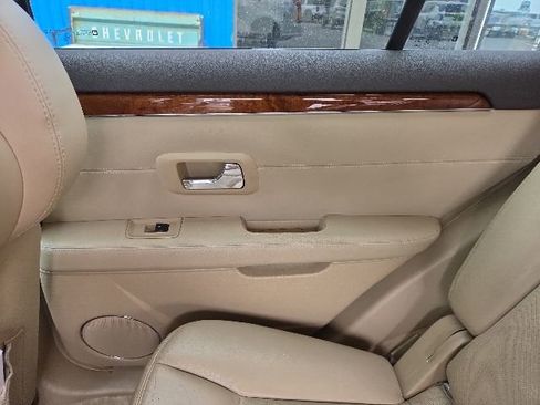 Used 2008 Cadillac SRX AWD w/ Utility Package image 9