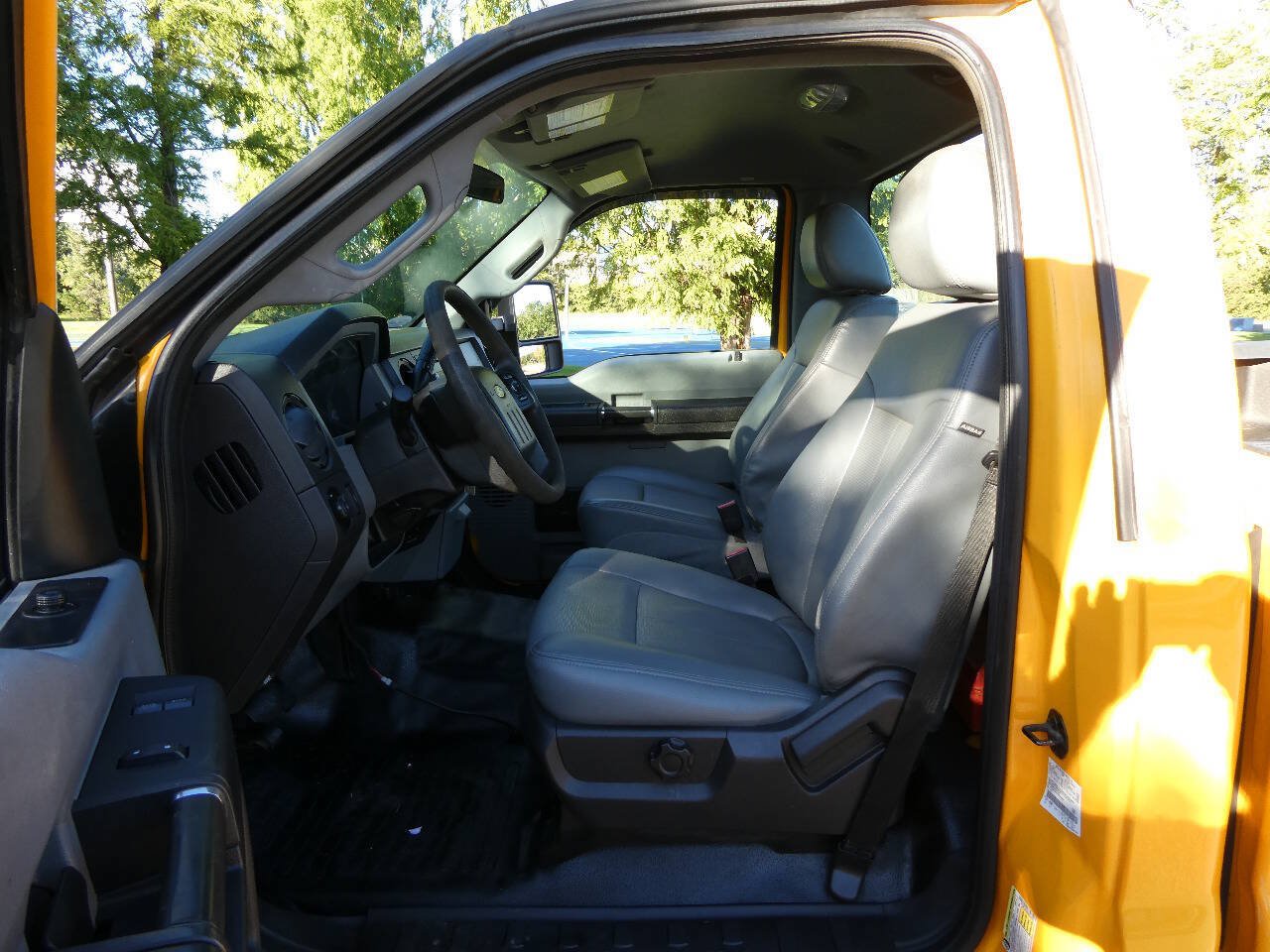 Used 2013 Ford F250 XL w/ PWR Equipment Group AWD/4WD image 11