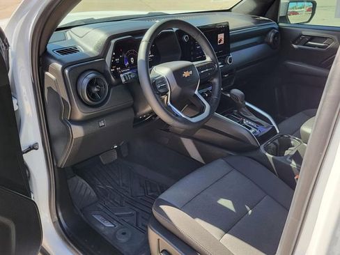 Used 2025 Chevrolet Colorado W/T w/ WT Convenience Package II image 3