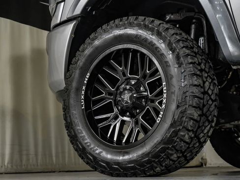 Used 2022 RAM 2500 Tradesman w/ Chrome Appearance Group image 53