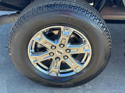 Used 2023 Ford F150 XLT w/ XTR Package image 17