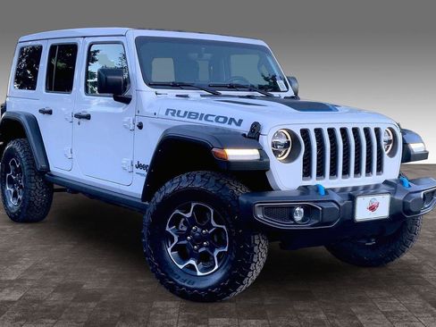 Used 2022 Jeep Wrangler Unlimited Rubicon 4xe AWD/4WD image 3