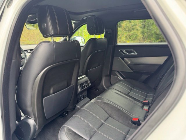 Used 2018 Land Rover Range Rover Velar R-Dynamic SE AWD/4WD image 12
