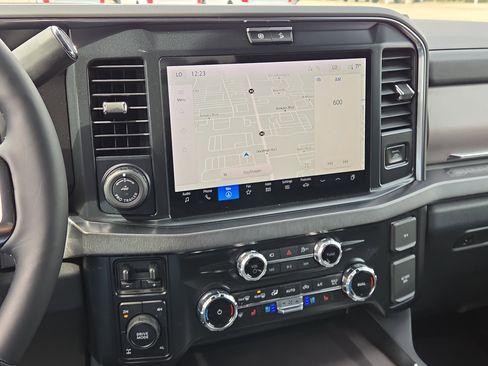 New 2026 Ford F250 Platinum AWD/4WD image 14