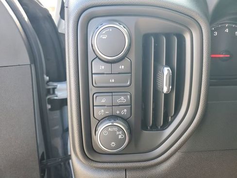 Used 2024 Chevrolet Silverado 2500 Custom w/ Custom Value Package image 19