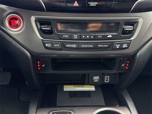Used 2021 Honda Pilot Special Edition image 18