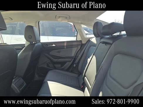 Used 2025 Volkswagen Jetta SEL FWD image 7