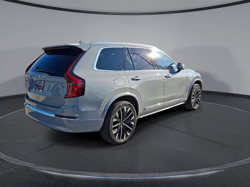 Certified 2026 Volvo XC90 B6 Plus AWD/4WD image 31