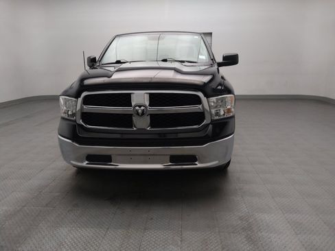 Used 2018 RAM 1500 Tradesman w/ Chrome Appearance Group RWD image 15