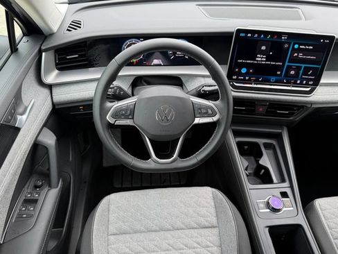 Used 2025 Volkswagen Tiguan S FWD image 20