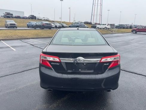 Used 2012 Toyota Camry XLE image 4