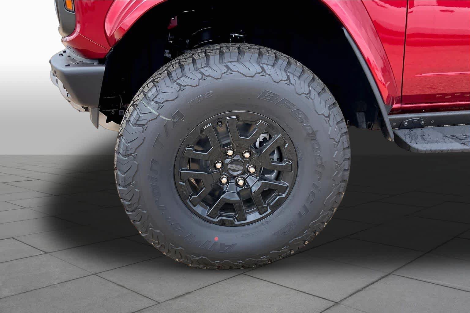 New 2026 Ford Bronco Raptor AWD/4WD image 11
