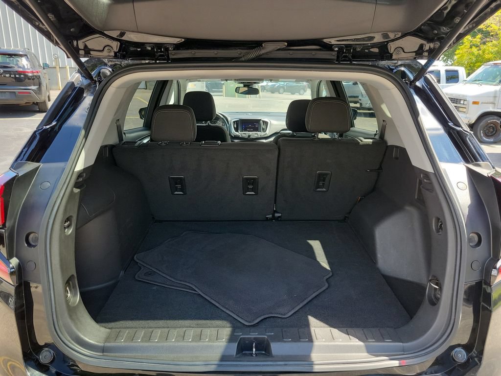 Used 2024 GMC Terrain SLE AWD/4WD image 12
