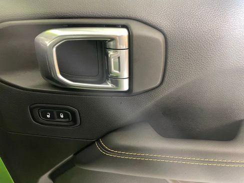 New 2025 Jeep Wrangler Unlimited Rubicon 392 image 12