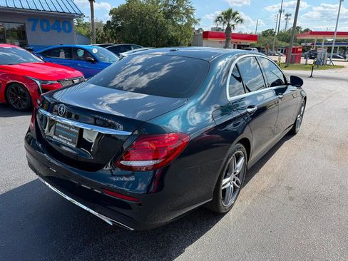 Used 2017 Mercedes-Benz E 300 image 5