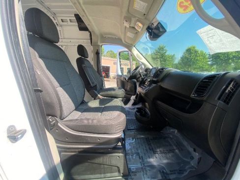 Used 2022 RAM ProMaster 2500 image 13