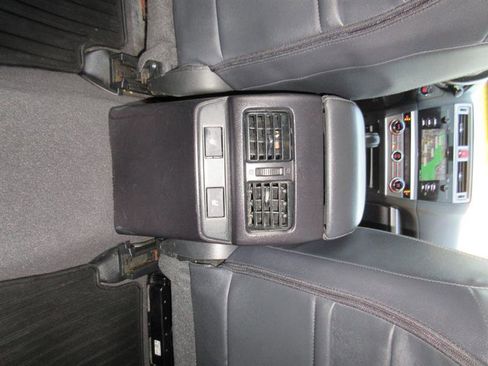 Used 2017 Subaru Outback 2.5i Limited image 27