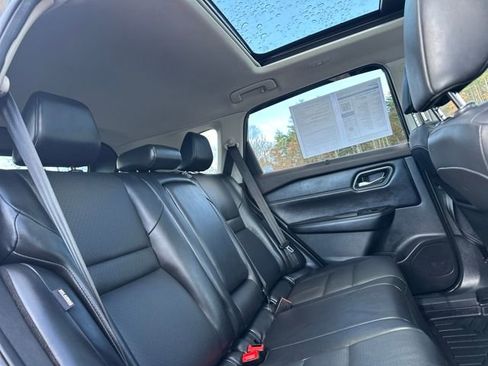 Used 2021 Nissan Rogue SV w/ Premium Package image 21