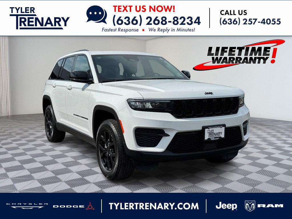 Used 2025 Jeep Grand Cherokee Altitude AWD/4WD image 1