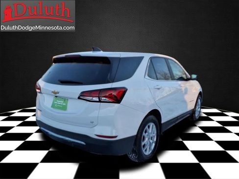 Used 2024 Chevrolet Equinox LT image 6