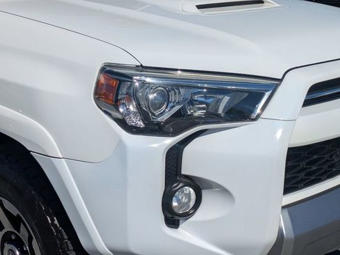 Used 2020 Toyota 4Runner TRD Off-Road Premium image 7