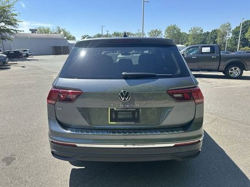 Certified 2023 Volkswagen Tiguan SE FWD image 4