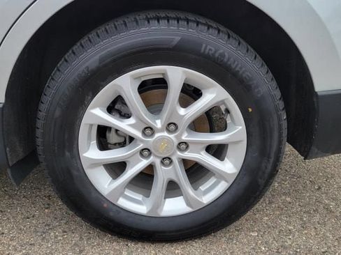 Used 2021 Chevrolet Equinox LS w/ LS Convenience Package FWD image 8