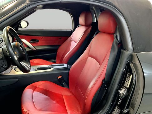 Used 2004 BMW Z4 3.0i RWD image 7