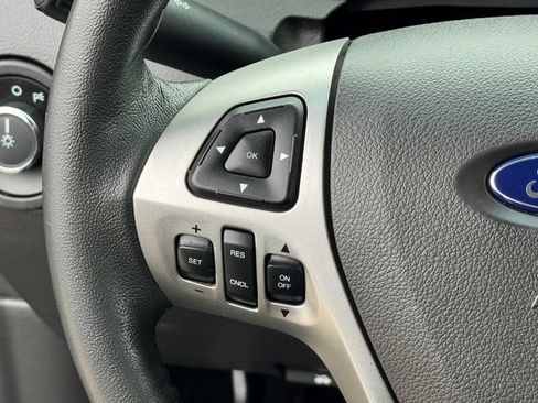 Used 2018 Ford Taurus SEL AWD/4WD image 20