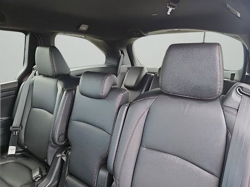 Used 2024 Honda Odyssey Sport image 13