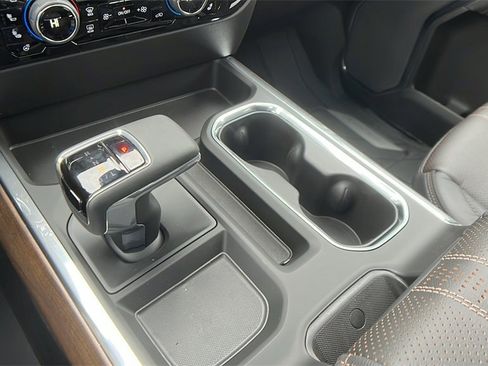 New 2026 Chevrolet Silverado 1500 High Country image 24