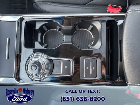 Used 2020 Ford Edge Titanium w/ Class II Trailer Tow Package image 16