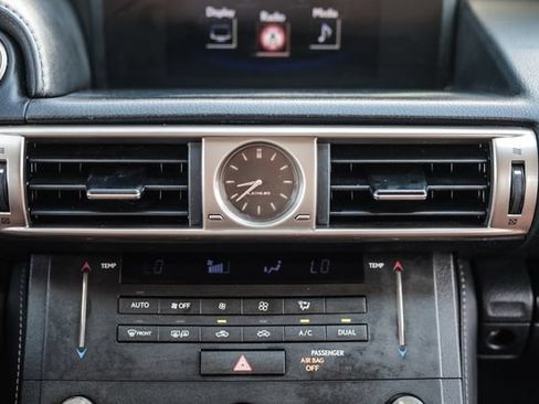 Used 2016 Lexus IS 200t RWD image 38